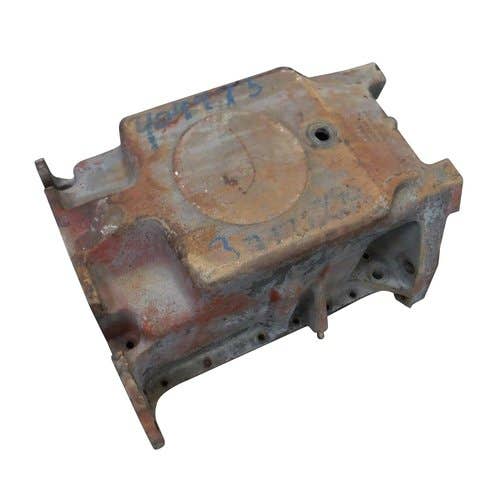 409973 | Cast Oil Pan | Massey Ferguson 35 50 50 135 150 203 203 205 205 2135 2135 2200 2200 2500 2500 | Perkins A3.152 AD3.152 AG3.152 3.152 |  |  735206M1, 37171795 | 37171790