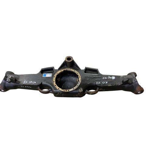 Used MFWD Front Axle Center Housing fits Case IH 8910 8920 8930 8940 8950 231004A1 070CJ222 Used MFWD Front Axle Center Housing fits Case IH 8910 8920 8930 8940 8950 231004A1 070CJ222