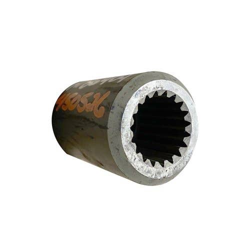 Used MFWD Front & Rear Shaft Coupling fits Case IH MX90C MX100 MX100C MX110 MX120 MX135 MX150 MX170 5120 5130 5140 5150 5220 5230 5240 5250 A186409