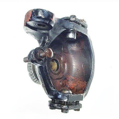 429826 | MFWD Knuckle Housing - Left Hand | Case IH C50 C60 C70 C80 C90 C100 CX50 CX60 CX70 CX80 CX90 CX100 MX80C MX90C MX100C 3220 3230 4210 4230 4240 |  | 137049A1 | 311568A1 | 18912