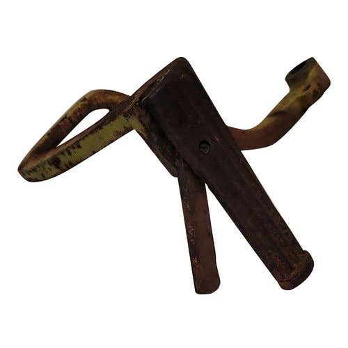 454624 | MFWD Spindle - Right Hand | John Deere 5103 5105 5203 5205 5225 5303 5310 5325 5403 5420 5425 5520 5525 5615 5715 |  | RE217610