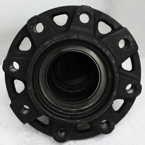 437205 | Mid Roller Hub | John Deere 8120T 8220T 8320T 8420T 8520T 9320T 9420T 9520T 9620T |  | R193090
