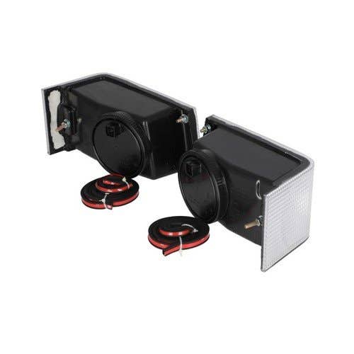151963 | Halogen Headlight Assembly Set - Right Hand and Left Hand | Case IH 7110 7120 7130 7140 7150 7210 7220 7230 7240 7250 8910 8920 8930 8940 8950 |  | 91971C2 | 91972C2