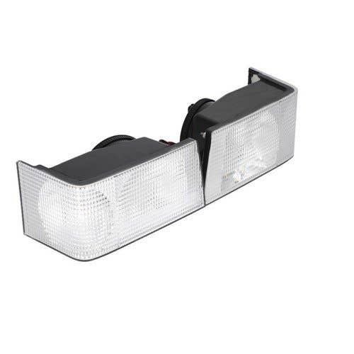 151963 | Halogen Headlight Assembly Set - Right Hand and Left Hand | Case IH 7110 7120 7130 7140 7150 7210 7220 7230 7240 7250 8910 8920 8930 8940 8950 |  | 91971C2 | 91972C2