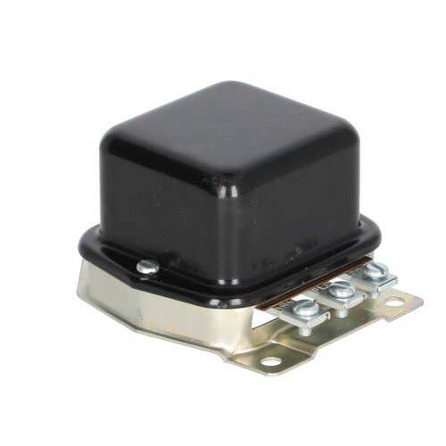 105537 | Voltage Regulator - 6 Volt - 3 Terminal - Flat Mount | Ford NAA 501 541 600 601 611 620 621 630 631 640 641 650 651 |  | FAG10505A | GR277 | FAC10002A | FAC10002C | FAL10000 | FAL10000A | B3NF10002A | B9NF10000A | B9NF10002A | C4NN10002A