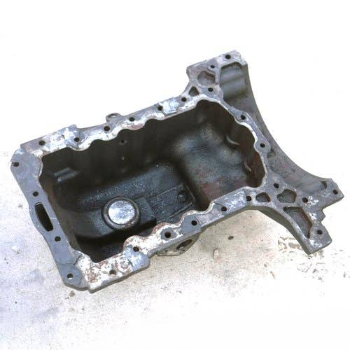 446839 | Oil Pan | New Holland C185 L180 L185 LS180B LS185B LT185B | Case 435 | Iveco 334T/M2 |  | 2852973 | 504063929