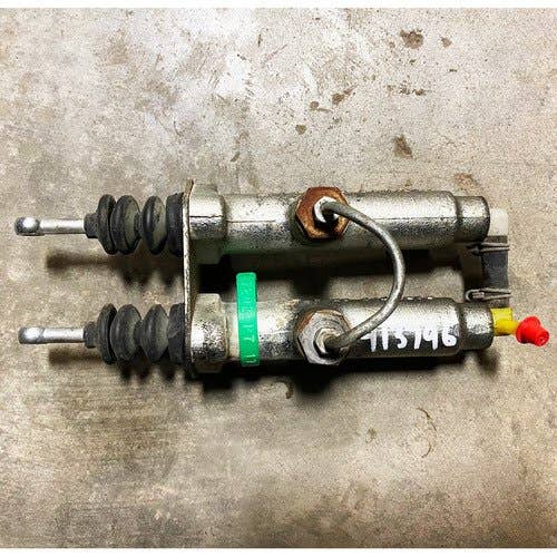 Used Master Cylinder Dual Stage fits New Holland TS6.120 47739300