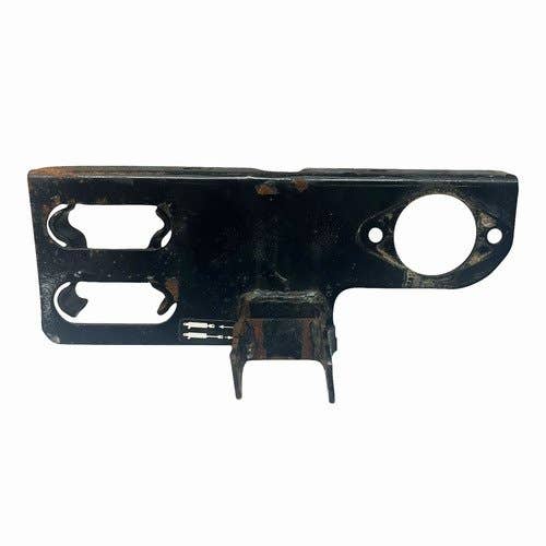 Used Coupler Bracket fits New Holland Workmaster 55 47943467 Used Coupler Bracket fits New Holland Workmaster 55 47943467