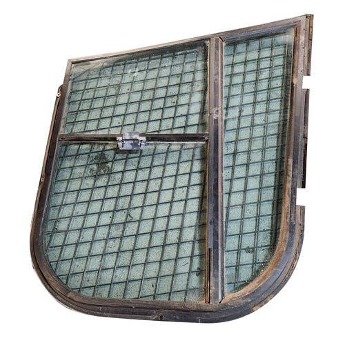 408916 | Window Assembly | Left Hand | New Holland C227 C232 C234 C237 C238 C245 C327 C332 C334 C337 C338 C345 L213 L215 L216 L218 L220 L221 L223 L225 L228 L230 L234 L313 L315 L316 L318 L320 L321 L323 L325 L328 L330 L334 |  | 51651166 | 51428371