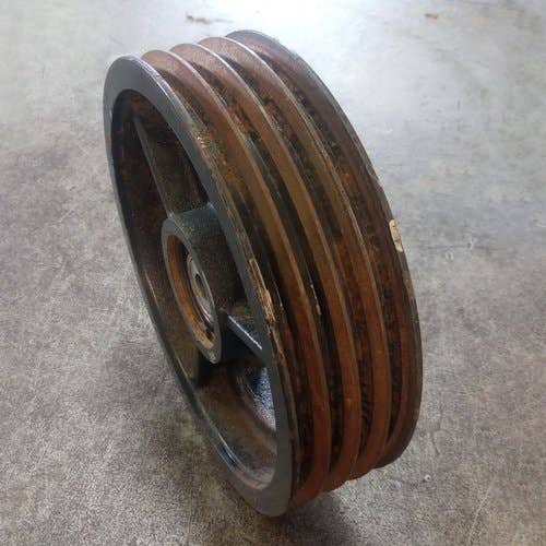 406577 | Header Drive Pulley | New Holland CR9040 CR9060 |  | 84069845