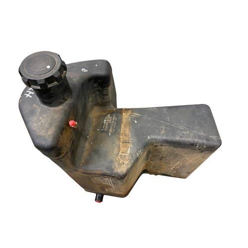 Used Fuel Tank - Right Hand fits New Holland TV140 TV145 TV6070 86012749 Used Fuel Tank - Right Hand fits New Holland TV140 TV145 TV6070 86012749