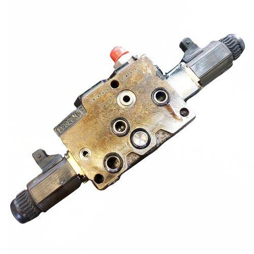Used Valve Section fits New Holland CR920 CR940 CR960 CR970 CR980 CR9040 CR9060 CR9065 CR9070 CR9080 CX840 CX860 CX880 86580297