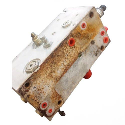 412148 | Hydraulic Divider Valve | New Holland CR9060 |  | 87340186