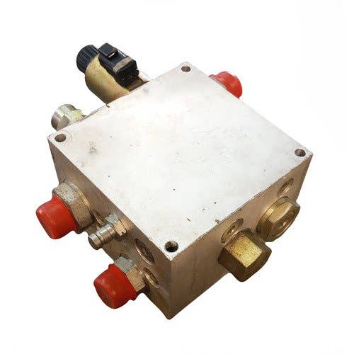 408179 | Cleaning Fan Control Valve | New Holland CR9060 |  | 87345421  | 84458466