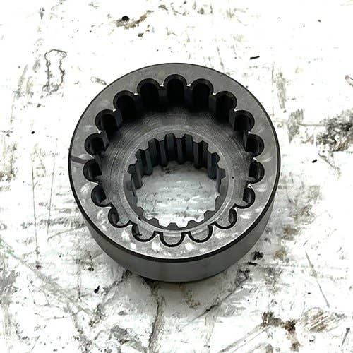 413419 | Power Take Off Gear. 18 Spline | 16 Spline | New Holland TZ18DA TZ24DA TZ25DA |  | SBA322342221