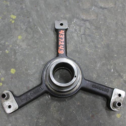 437243 | Oil Distributor Hub | C5 & C6 | Case 2394 2594 | Case IH 2394 2594 3394 3594 |  | A156915 | A156915