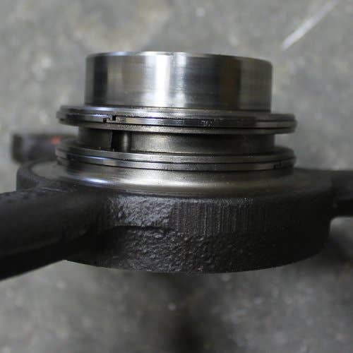 437243 | Oil Distributor Hub | C5 & C6 | Case 2394 2594 | Case IH 2394 2594 3394 3594 |  | A156915 | A156915