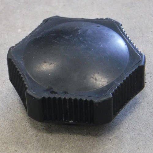 Used Oil Fill Cap fits John Deere 179 3029 4039 4045 240 250 260 8875 RE42762