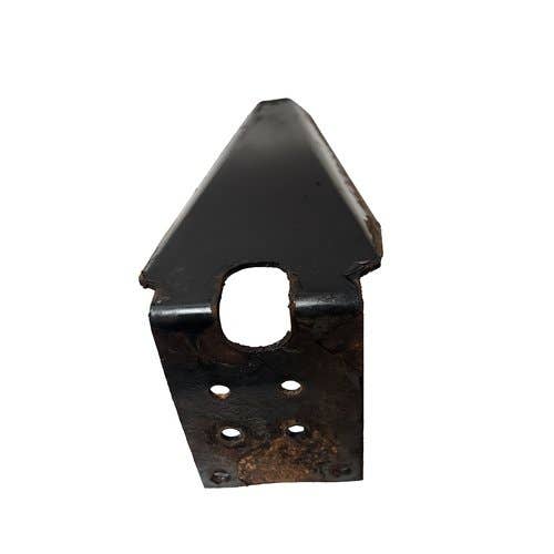 Used Oil Filter Mount fits Bobcat 753 6704342 Used Oil Filter Mount fits Bobcat 753 6704342