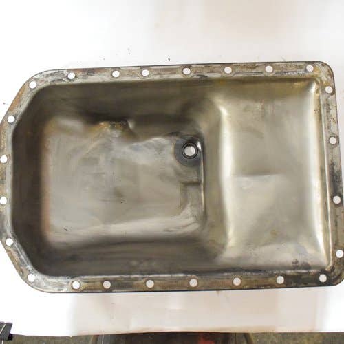 434480 | Oil Pan | John Deere 3029 3029T 5045D 5045E 5055D 5055E 5065E 5075E 5103 5200 5203 5210 5220 5300 5303 5310 5310N 5320 5320N 5400 5400N 5403 8875 |  | RE61534
