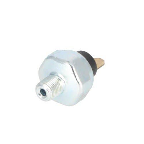 124507 | Oil Pressure Sender Unit | Kubota B5100 L175 L185 L225 L235 L245 L285 L345 L355 L1500 L1501 L1801 L1802 L2000 L2201 L2600 M4050 M4500 |  | 15221-39011 | 15221-39013