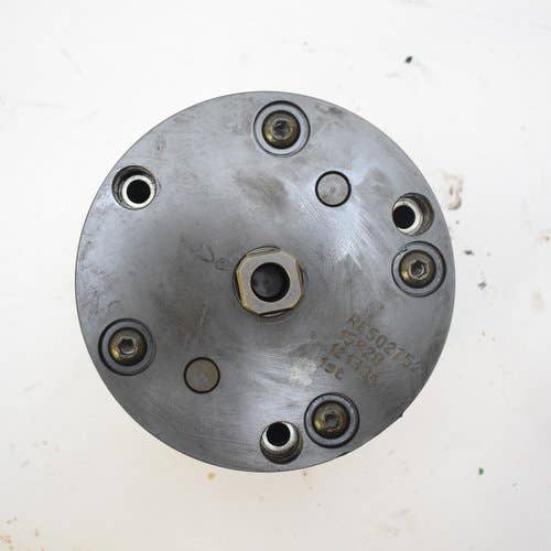 Used Oil Pump fits John Deere 6650 6750 6850 6950 7200 7300 7400 7500 7700 7800 9100 9120 9200 9220 9300 9320 9400 9400T 9420 9520 9620 RE502752 Used Oil Pump fits John Deere 6650 6750 6850 6950 7200 7300 7400 7500 7700 7800 9100 9120 9200 9220 9300 9320 9400 9400T 9420 9520 9620 RE502752