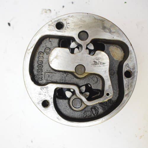 434520 | Oil Pump | John Deere 450CLC 450CLC 744H 744H 744J 744J 824J 824J 844J 844J 6081H 6105 6125 6650 6750 6850 6950 7200 7300 7400 7500 7700 7800 9100 9120 9200 9220 9300 9300 9300T 9320 9400 9400T 9420 9520 9620 | Cummins QSX15 |  | RE502752