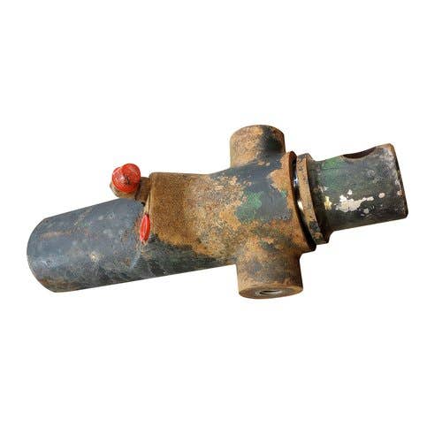 447199 | Outer Wing Cylinder - 2.5" Rod | John Deere 7000 7200 |  | AA35612