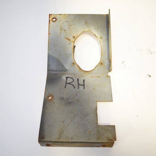 435252 | Panel | RH | Bobcat 843 |  | 6563546