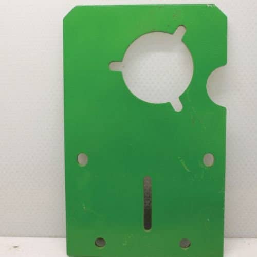 432753 | Pickup Side Support Bracket | John Deere 447 447 448 448 449 457 458 467 468 469 557 558 567 568 569 |  | E94580