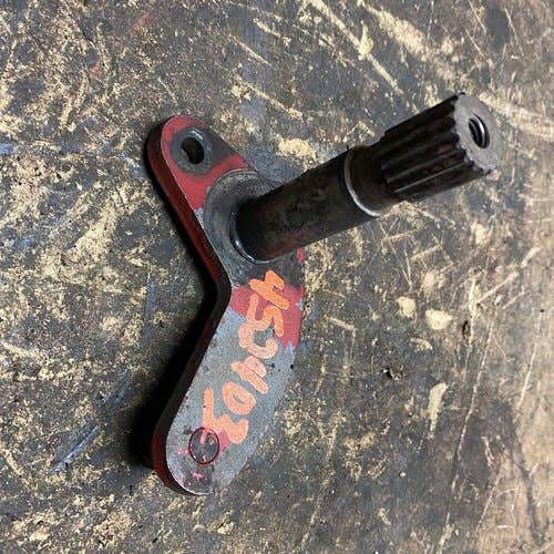 452403 | Pivot Shaft | International | Farmall | IH Hydro 100 706 756 766 806 826 856 966 1066 1206 1256 1456 1466 1468 1566 1568 2706 2756 2806 2826 2856 21206 21256 21456 |  | 383147R11