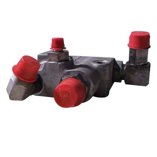 Used Port Block Valve fits Bobcat 641 642 643 645 741 742 743 6565748 6565549 Used Port Block Valve fits Bobcat 641 642 643 645 741 742 743 6565748 6565549