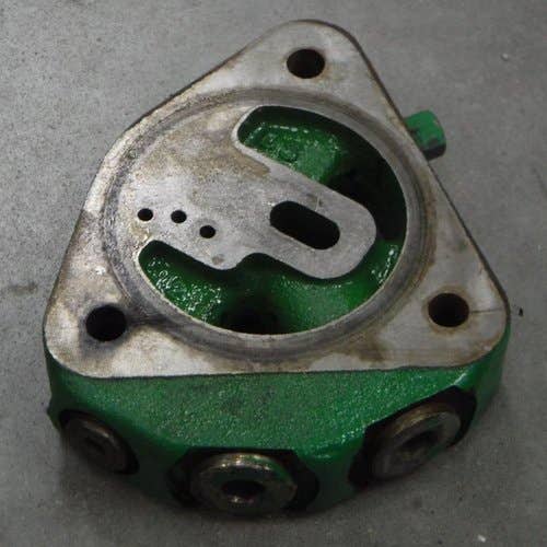 441092 | Power Beyond Spacer | John Deere H310 H340 H360 H380 563 640 673 721 726 740 741 6110 6110L 6120 6120L 6200 6200L 6210 6210L 6215 6220 6220L 6300 6300L 6310 6310L 6310S 6320 6320L 6400 6400L 6405 6410 6410 6410L 6410S 6415 6420 |  | AL161388