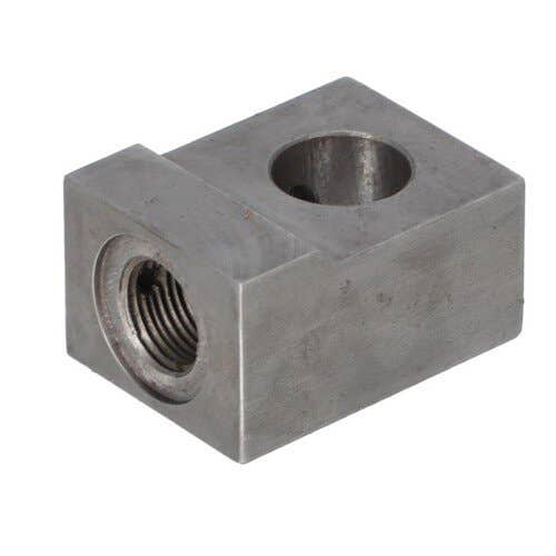 111622 | Power Steering Cylinder End | International | Farmall | IH Hydro 100 766 966 1066 1466 1468 1566 1568 |  | 533287R2 | 533287R1