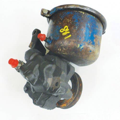 Used Power Steering Pump Assembly - Vertical Reservoir fits Ford NAA 501 600 700 800 900 901 2000 2110 2120 2130 4000 4030 4110 4120 4130 C3NN3A674C