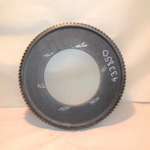 433850 | Powershaft Drive Gear - Lower | John Deere 4555 4560 4650 4755 4760 4850 4955 4960 |  | R70932