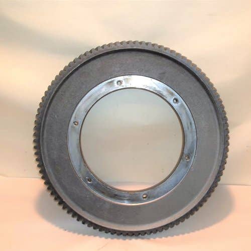 433850 | Powershaft Drive Gear - Lower | John Deere 4555 4560 4650 4755 4760 4850 4955 4960 |  | R70932