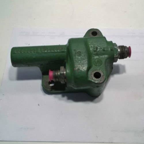 460288 | Pressure Relief Valve | John Deere 1640 2040 2040S 2140 2150 2155 2255 2350 2355 2355N 2550 2555 2750 2755 2855N 2950 2955 3040 3055 3140 3150 3155 3255 |  | AL31925