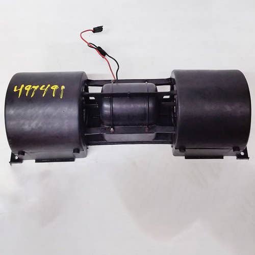 Used Pressurizer Blower Assembly fits John Deere 6100 6500 6600 6620 6622 7720 8820 5720 5730 5820 5830 9920 9965 1065 1068 1075 1085 4425 AH112500