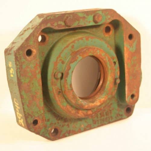 Used PTO Bearing Quill fits John Deere 2940 2941 2950 2951 3141 3150 3155 3351 3641 3651 3040 3140 2955 L34128 AL67452 Used PTO Bearing Quill fits John Deere 2940 2941 2950 2951 3141 3150 3155 3351 3641 3651 3040 3140 2955 L34128 AL67452