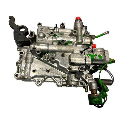 Used PTO & Clutch Valve Assembly fits John Deere 4050 4055 4250 4255 4450 4455 4555 4560 4650 4755 4760 4850 4955 4960 RE15958 R79843 R71780 R71779