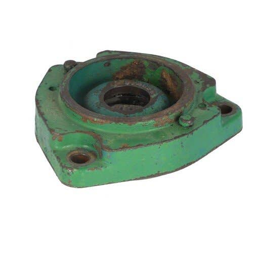 429336 | PTO Rear Quill | John Deere 820 830 920 930 1020 1030 1120 1130 1520 1530 1630 1640 1830 2020 2020 2030 2040 2130 2140 2240 2440 2630 2640 |  | R69512