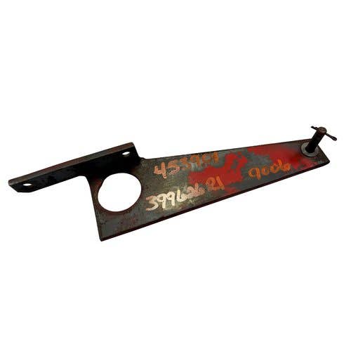 453901 | PTO Valve Linkage Support | International | Farmall | IH Hydro 100 706 756 766 806 826 856 966 1026 1066 1206 1256 1456 1466 1468 2706 2756 2806 2826 2856 21026 21206 21256 21456 |  | 399626R1