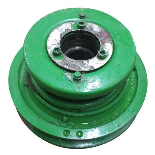 Used Pulley Assembly fits John Deere 9660 9670 9760 9770 9860 AH219369 Used Pulley Assembly fits John Deere 9660 9670 9760 9770 9860 AH219369