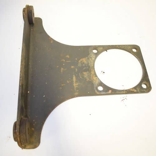 Used Pump Mounting Plate fits Bobcat 843 843B 6562301 Used Pump Mounting Plate fits Bobcat 843 843B 6562301