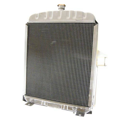Radiator fits Allis Chalmers D17 70229702 Radiator fits Allis Chalmers D17 70229702