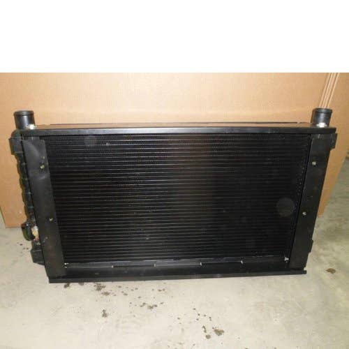 319593 | Radiator | Bobcat A300 S220 S250 S300 S330 T250 T300 T320 |  | 7173921 | 6737650 | 6737658 | 6684367