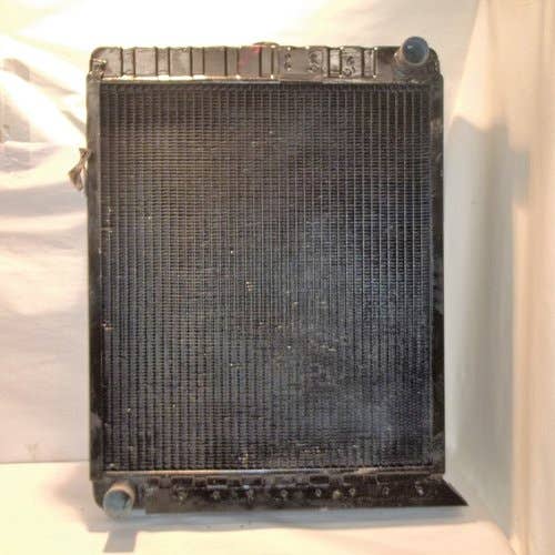 300270 | Radiator | International | Farmall | IH 815 915 1440 |  | 55650C3