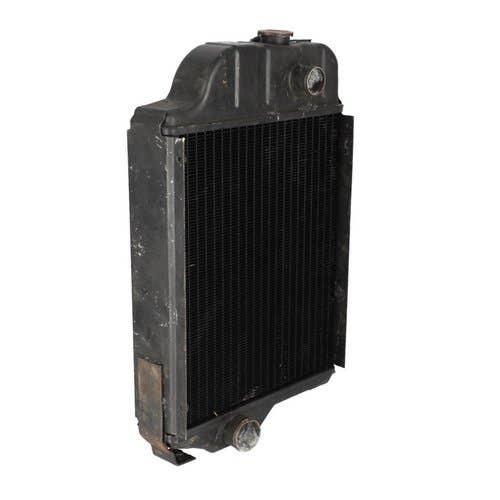 300474 | Radiator | John Deere 300 300 301 301 820 830 920 930 1020 1030 1120 1130 1530 1630 2040 2240 |  | AT20849
