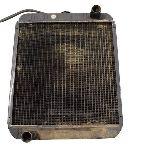 300136 | Radiator | John Deere 8875 | New Holland L865 LS180 LX865 LX885 |  | MG86534243 | 86534243